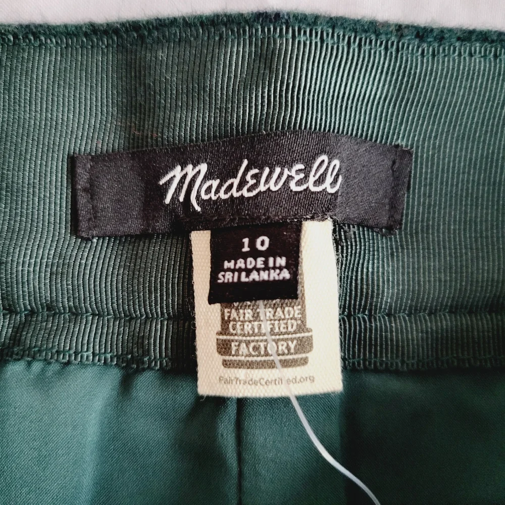 Green Plaid Button-Up Skirt - Picture 6 of 12